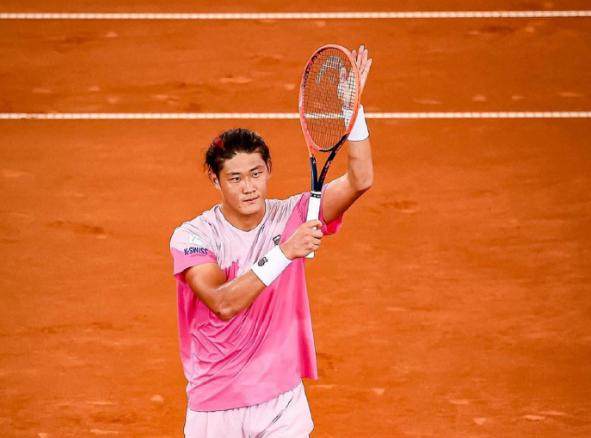 ag体育网站-张之臻：不仅能赢球，还能赢得漂亮